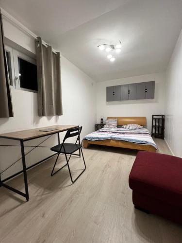 Joinville-le-Pont Apartment | Studio indépendant plein pied avec mezzanine
