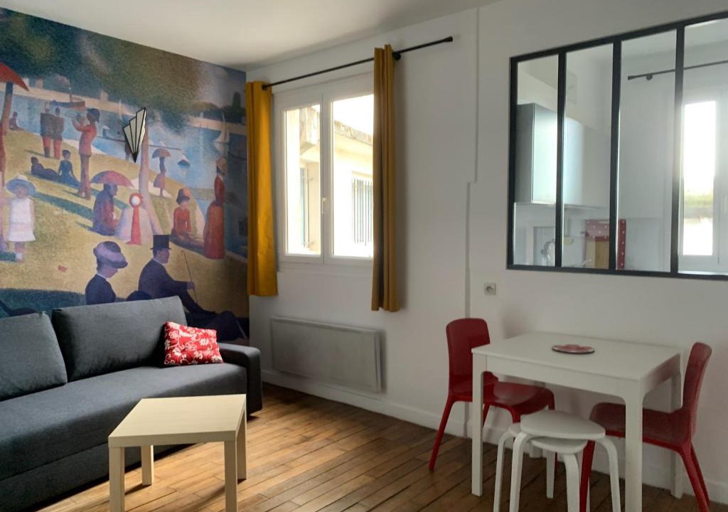Belleville Apartment | Studio perfect for 2 adults and 1 kid, and up to 2 kids - Jourdain 20e, 25mn to Louvre via line M11