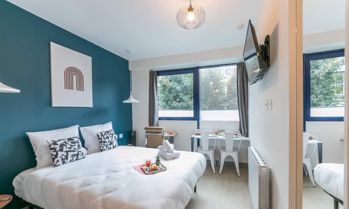 Passy Apartment | Tour Eiffel - Nicolo 21: cosy apartment for 2