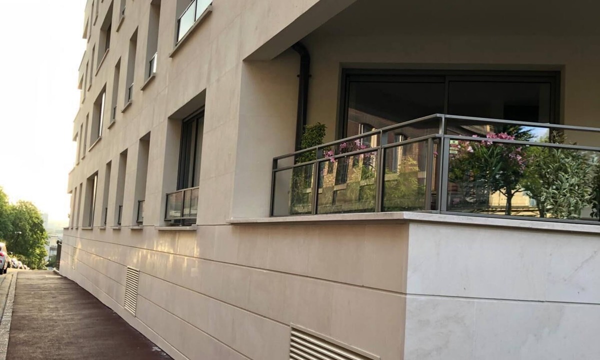 Vanves Apartment | Very quiet new apartment.