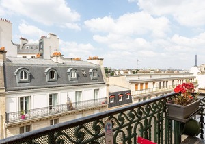 Balcony Bliss, by Veeve