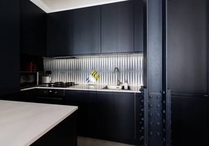 Batignolles Village Serenity, by Veeve