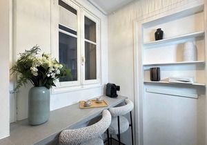 Champs-Élysées - Apartment with elevator for 5