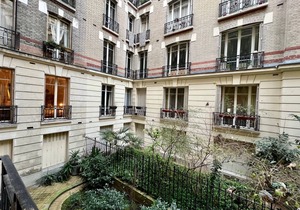 Furnished 3-bedroom apartment Passy
