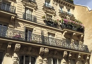 Live Like A Parisian