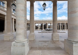 Louvre Living, by Veeve