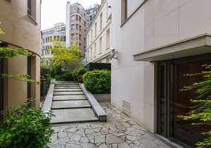 Luxury 3 bedroom Apartment in Paris