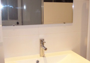Near Paris, large furnished 3-room apartment in Clichy center.