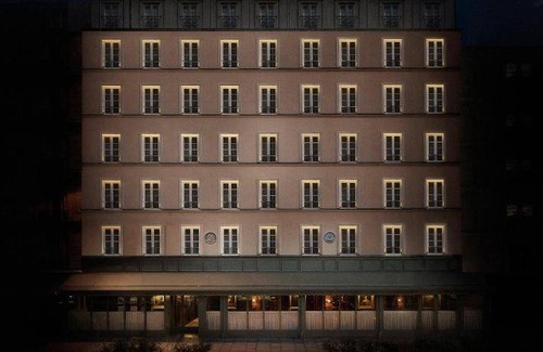 Enfants-Rouges Hotel | 100 m² Hotel ∙ 2 bedrooms ∙ 127 guests