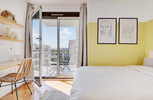 Puteaux Resort | 100 m² Private room ∙ 1 bedroom ∙ 5 guests