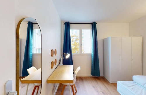 Asnieres-sur-Seine Resort | 108 m² Private room ∙ 1 bedroom ∙ 2 guests