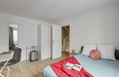 Asnieres-sur-Seine Resort | 110 m² Private room ∙ 1 bedroom ∙ 1 guest