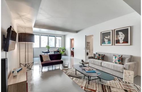 3rd Arrondissement Apartment | 115 m² Apartment ∙ 2 bedrooms ∙ 7 guests