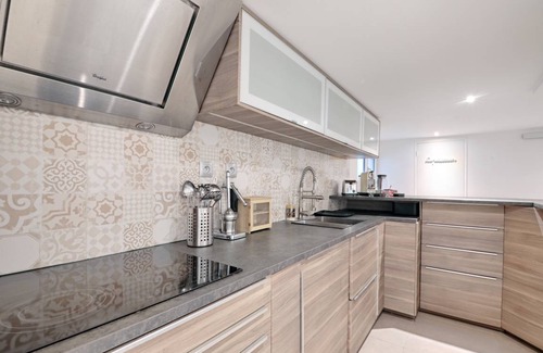 L'Hay-les-Roses Apartment | 120 m² Apartment ∙ 2 bedrooms ∙ 7 guests