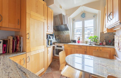 Neuilly-sur-Seine Apartment | 124 m² Apartment ∙ 3 bedrooms ∙ 6 guests