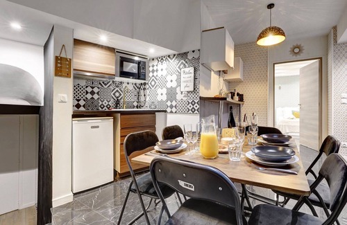Les Halles Apartment | 127 Samara - Stunning Suite Near the Louvre