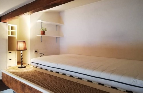 8th Arrondissement Apartment | 13 m² Apartment ∙ 1 guest