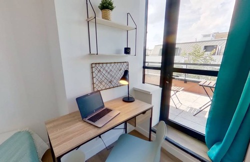 Asnieres-sur-Seine Resort | 130 m² Private room ∙ 1 bedroom ∙ 1 guest