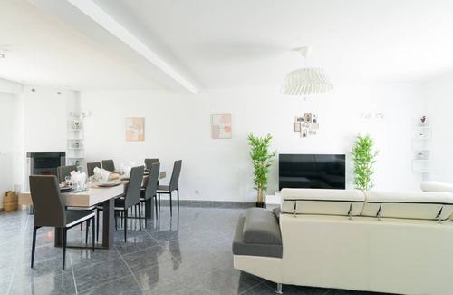 Precy-sur-Marne House | 132 m² House ∙ 5 bedrooms ∙ 9 guests