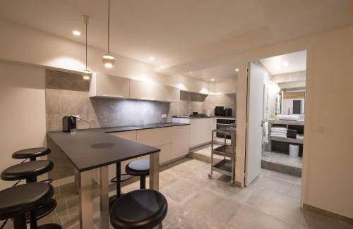 Quartier du Petit-Montrouge Apartment | 150 m² Apartment ∙ 4 bedrooms ∙ 8 guests