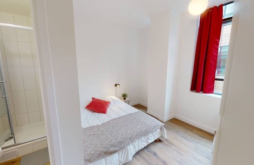 Asnieres-sur-Seine Resort | 151 m² Private room ∙ 1 bedroom ∙ 1 guest