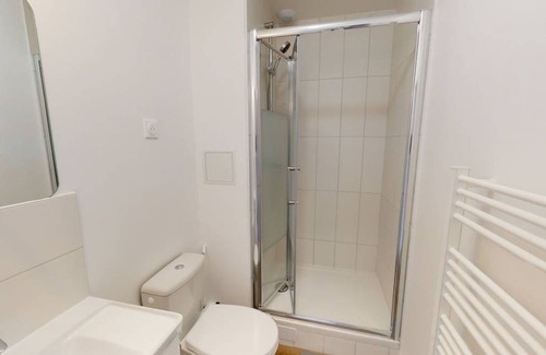 Asnieres-sur-Seine Resort | 151 m² Private room ∙ 1 bedroom ∙ 1 guest