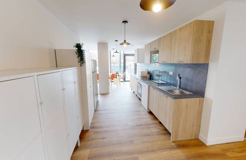 Asnieres-sur-Seine Resort | 151 m² Private room ∙ 1 bedroom ∙ 1 guest