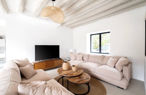 Magny-le-Hongre Villa | 165 m² Villa ∙ 4 bedrooms ∙ 10 guests