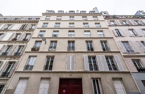Quartier de la Folie-Mericourt Apartment | 17 m² Apartment ∙ 2 guests