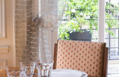 16th Arrondissement Apartment | 170 m² Apartment ∙ 3 bedrooms ∙ 5 guests