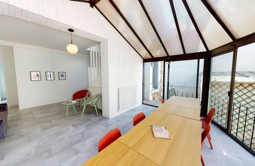 Villejuif Resort | 175 m² Private room ∙ 1 bedroom ∙ 1 guest