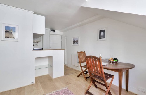 Arts-et-Metiers Apartment | 18 m² Apartment ∙ 2 guests