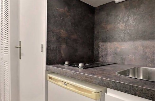 Chaillot Apartment | 18 m² Apartment ∙ 1 guest