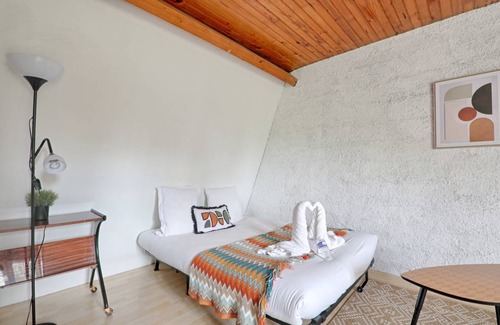 L'Hay-les-Roses Apartment | 20 m² Apartment ∙ 2 guests