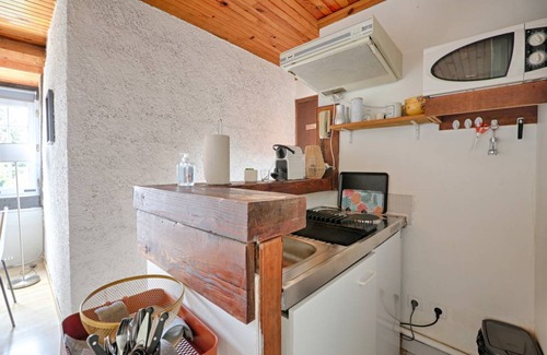L'Hay-les-Roses Apartment | 20 m² Apartment ∙ 2 guests