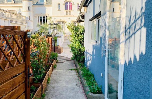 Neuilly-Plaisance Bed & Breakfast | 20 m² Bed and breakfast ∙ 3 guests