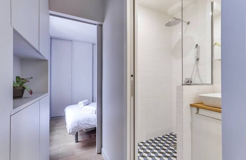 Quartier de la Folie-Mericourt Apartment | 25 m² Apartment ∙ 1 bedroom ∙ 2 guests