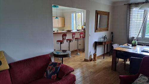 Ormesson-sur-Marne Bed & Breakfast | 25 m² Bed and breakfast ∙ 2 guests