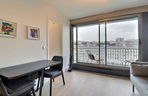 Quartier de la Folie-Mericourt Apartment | 28 m² Apartment ∙ 1 bedroom ∙ 2 guests