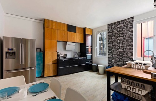 Louis Bertrand-Mirabeau-Semard Resort | 280 m² Private room ∙ 1 bedroom ∙ 11 guests