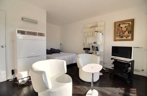 Combat Apartment | 29 m² Apartment ∙ 1 guest