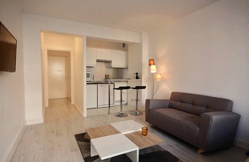 16th Arrondissement Apartment | 30 m² Apartment ∙ 2 guests