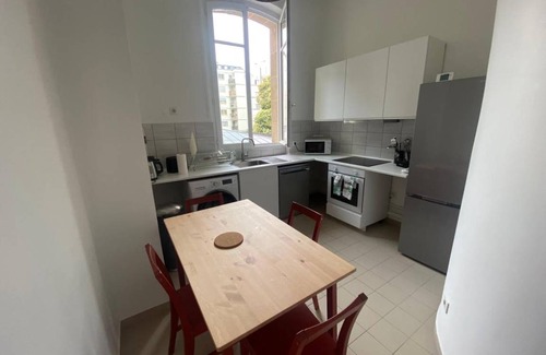 16th Arrondissement Resort | 300 m² Private room ∙ 1 bedroom ∙ 5 guests
