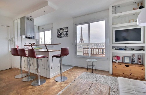 Grenelle Apartment | 32 m² Apartment ∙ 2 guests