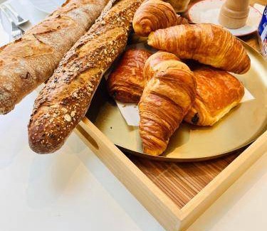 Roissy-en-France Bed & Breakfast | 35 m² Bed and breakfast ∙ 1 bedroom ∙ 6 guests