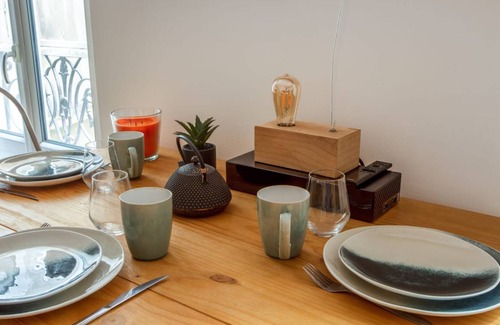 Quartier de la Folie-Mericourt Apartment | 36 m² Apartment ∙ 1 bedroom ∙ 2 guests