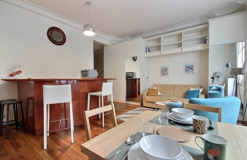 16th Arrondissement Apartment | 37 m² Apartment ∙ 1 bedroom ∙ 2 guests