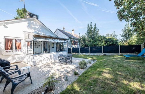Saint-Germain-sur-Morin Bed & Breakfast | 38 m² Bed and breakfast ∙ 4 guests
