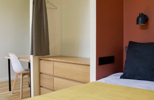 Bagneux Resort | 400 m² Private room ∙ 1 bedroom ∙ 1 guest