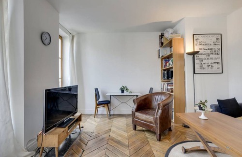Quartier de la Folie-Mericourt Apartment | 42 m² Apartment ∙ 1 bedroom ∙ 2 guests